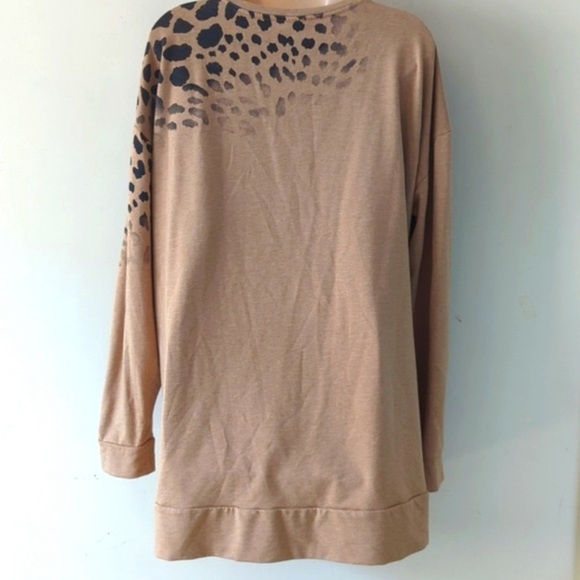 Chico’s Leopard Print Tan Women's Tunic - Picture 2 of 5